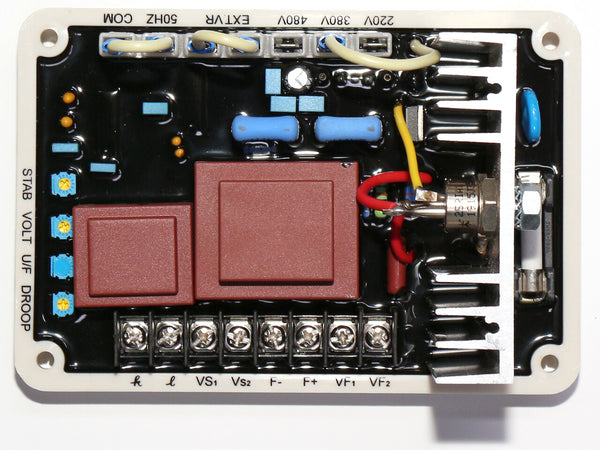 Universell einsetzbarer Spannungsregler AVR Controller Kutai EA15A, bis 20A Erregerstrom !