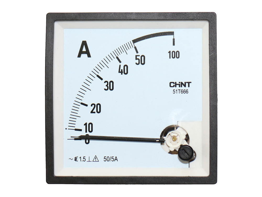 96x96mm 50A Amperemeter für Wechselstrom, Meßbereich 10-50A, Spitzenanzeige bis 100A